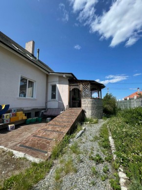 ул. Кленовая,1 в Кировграде - kirovgrad.yutvil.ru - фото 3