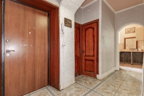 ул. Красных борцов,5 в Кировграде - kirovgrad.yutvil.ru