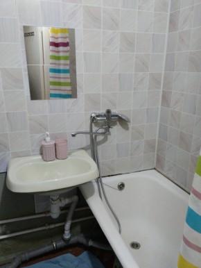 ул. Красных борцов,6 в Кировграде - kirovgrad.yutvil.ru - фото 5