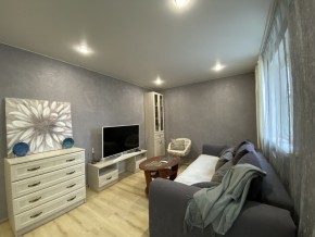 ул. Мамина-Сибиряка,71 в Кировграде - kirovgrad.yutvil.ru